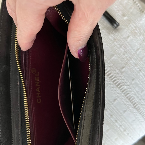 Gorgeous Chanel Wristlet Clutch - Picture 3 of 6